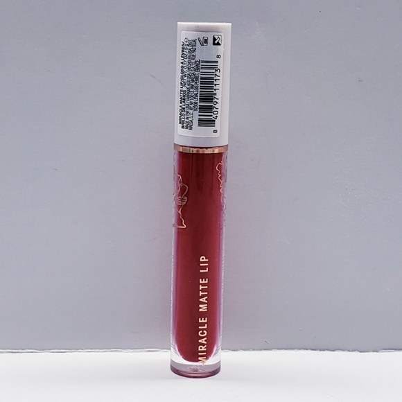 FLOWER Beauty Miracle Matte Liquid Lip - ML9 Scarlett Letter - Picture 4 of 6